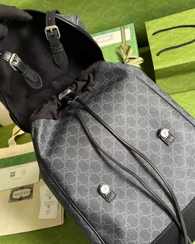 Gucci medium backpack with Interlocking G 696013