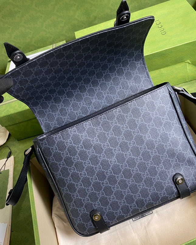 Gucci Supreme Canvas Messenger Bag 658542