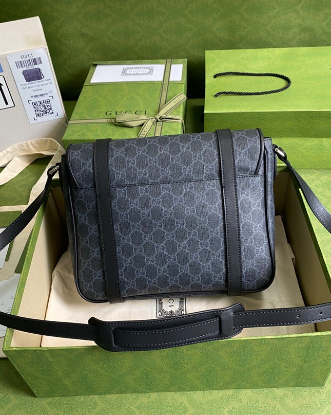 Gucci Supreme Canvas Messenger Bag 658542