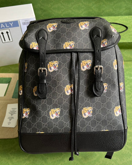 Gucci Medium Backpack With Tiger Print 696013
