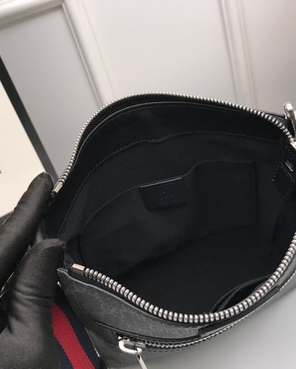 Gucci Black Small Messenger Bag ‎523599