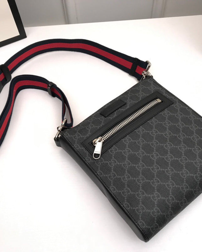 Gucci Black Small Messenger Bag ‎523599