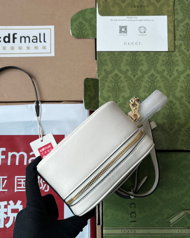 Gucci Blondie Top Handle Bag 744434 - Beige