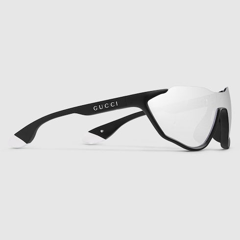 GUCCI GG2018S Mask Sunglasses – Matte Black with Mirrored Lenses