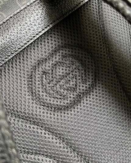 Gucci Medium Backpack With Tiger Print 696013