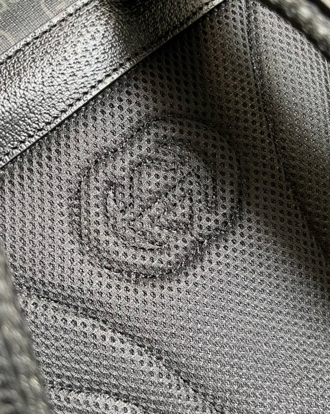 Gucci Medium Backpack With Tiger Print 696013