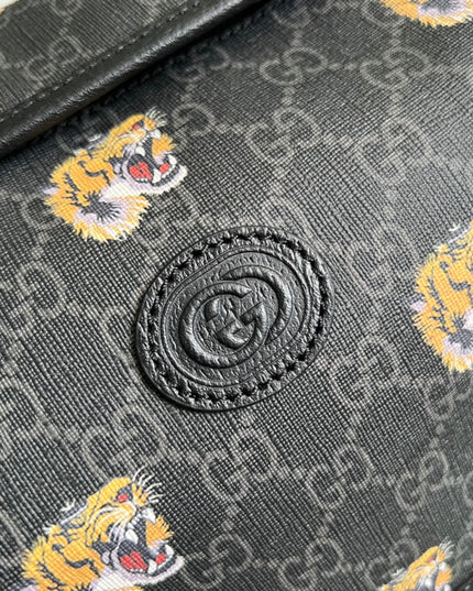 Gucci Medium Backpack With Tiger Print 696013