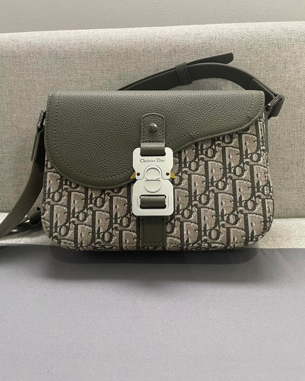 Christian Dior Messenger Bag 80179 - Olive Green Leather Flap