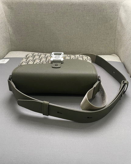 Christian Dior Messenger Bag 80179 - Olive Green Leather Flap