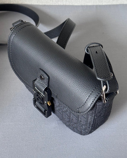 Christian Dior Messenger Bag 80219 - Black Grained Leather