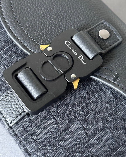 Christian Dior Messenger Bag 80219 - Black Grained Leather