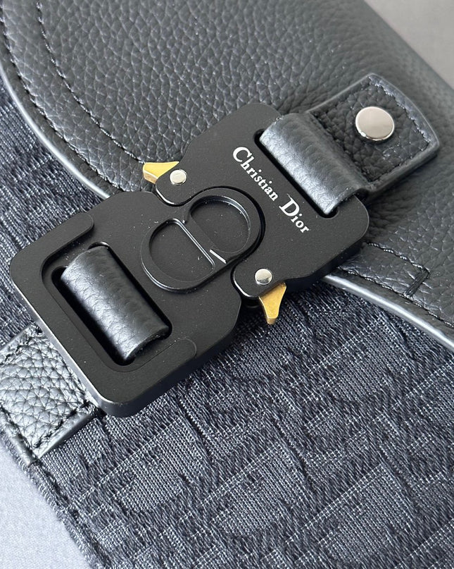 Christian Dior Messenger Bag 80219 - Black Grained Leather