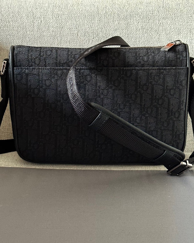 Dior Messenger 8 Bag 60199 – Black Dior Oblique Jacquard