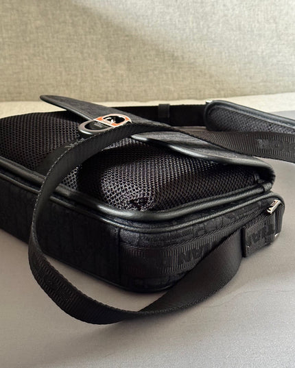Dior Messenger 8 Bag 60199 – Black Dior Oblique Jacquard
