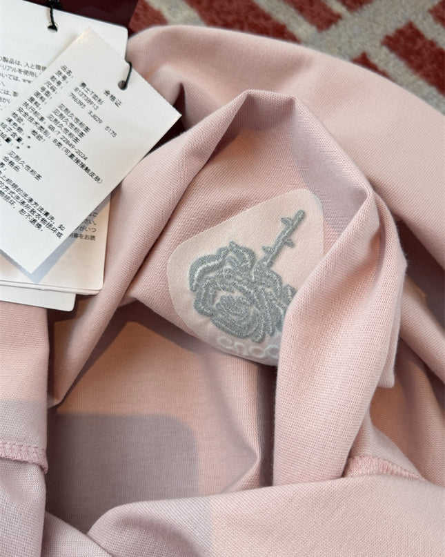 Gucci 2025SS Pink Rose Crest Embroidered T-Shirt – Top Version