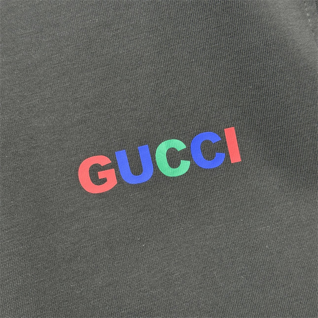 Gucci 2025ss Rainbow Logo Gray T-shirt – Top Version