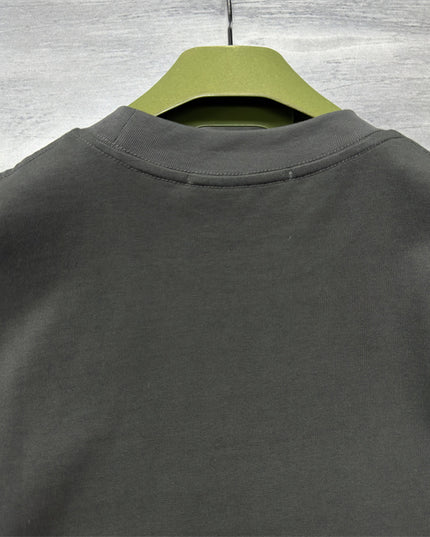 Gucci 2025ss Rainbow Logo Gray T-shirt – Top Version