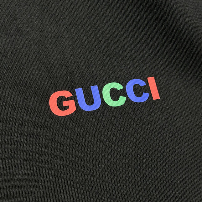 Gucci 2025ss Rainbow Micro Logo Black T-shirt – Top Version