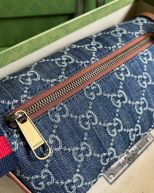 Gucci Belt Bag With Interlocking G 682933