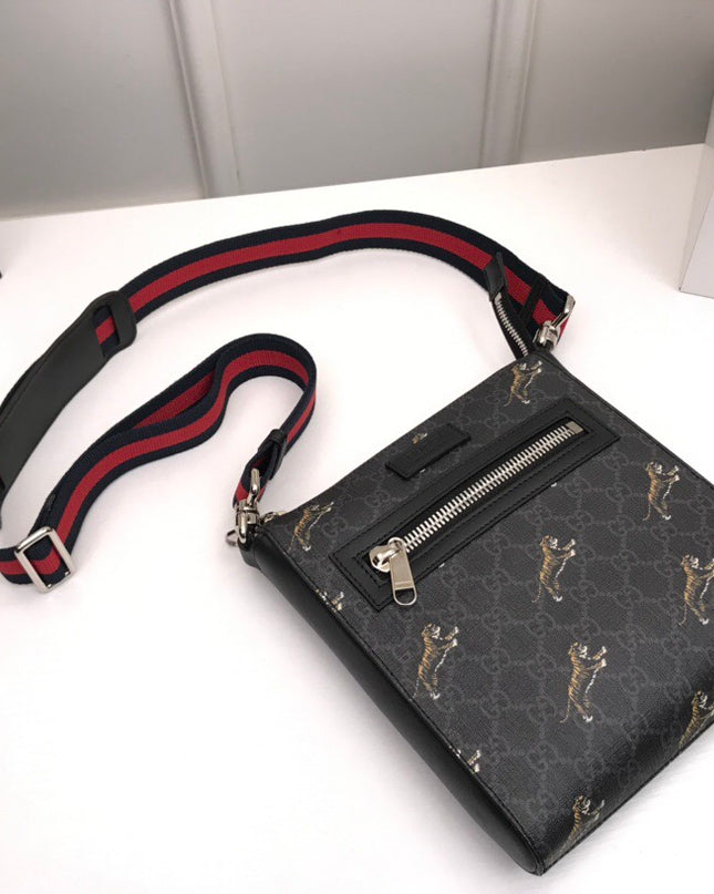 Gucci GG Supreme Messenger Bag – Black Tiger Print