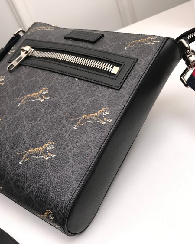 Gucci GG Supreme Messenger Bag – Black Tiger Print