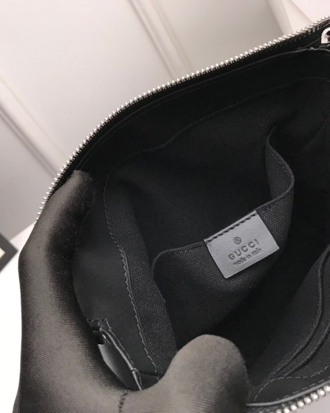 Gucci GG Supreme Messenger Bag – Black Tiger Print