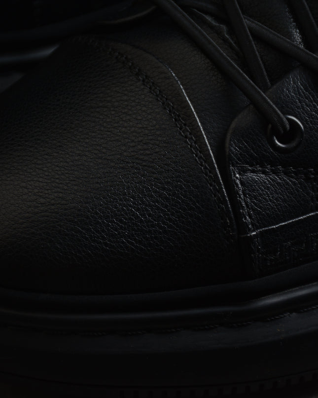Gucci Black Bee Embroidered Low-Top Sneaker
