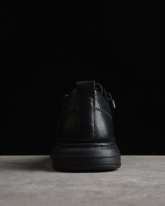Gucci Black Bee Embroidered Low-Top Sneaker