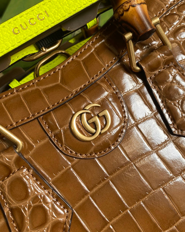 Gucci Diana Small Crocodile Tote Bag 660195
