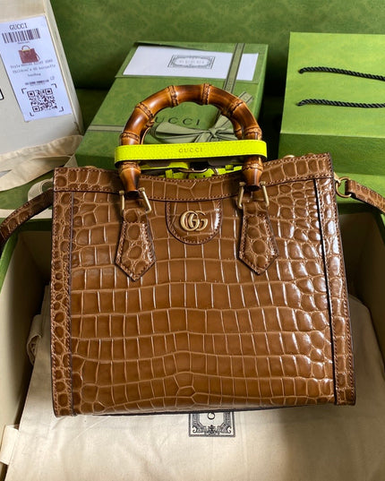 Gucci Diana Small Crocodile Tote Bag 660195