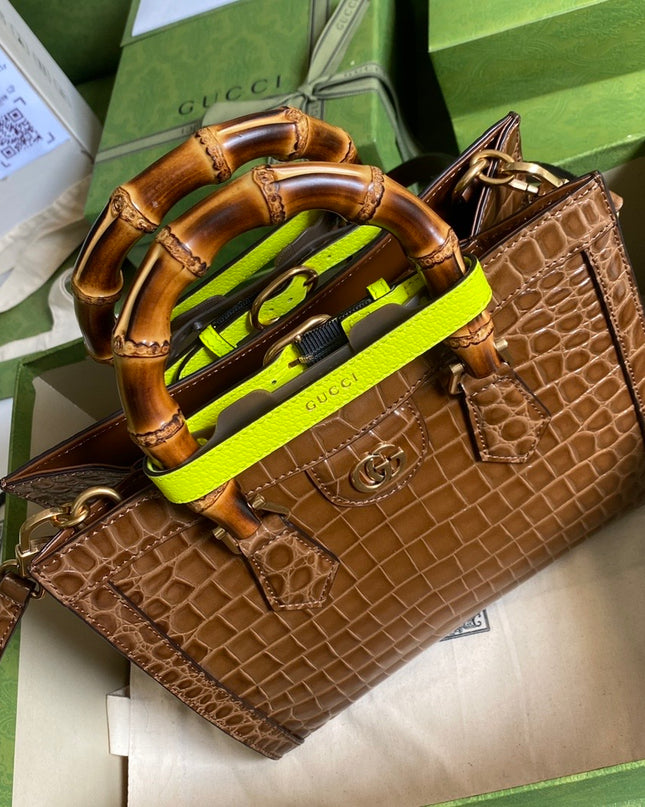 Gucci Diana Small Crocodile Tote Bag 660195