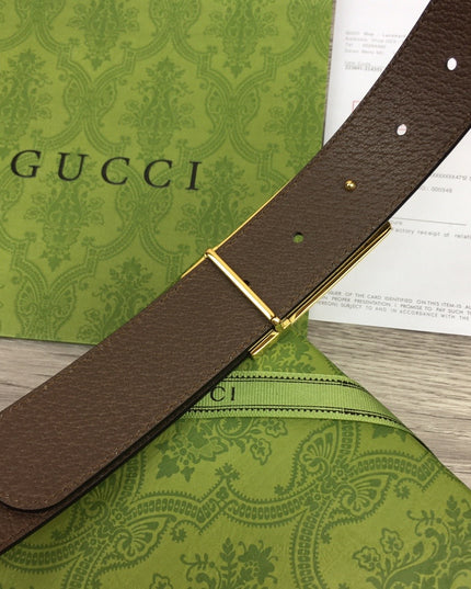 Gucci GG Canvas Belt – Gold Rectangular Engraved Buckle