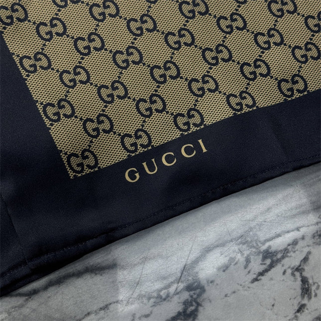 Gucci GG Monogram Silk Bowling SweatShirt – Beige/Navy