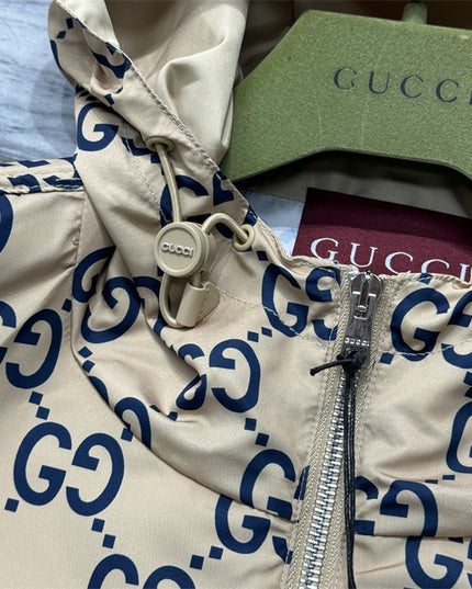 Gucci GG Nylon Logo Windbreaker Jacket – Beige/Blue
