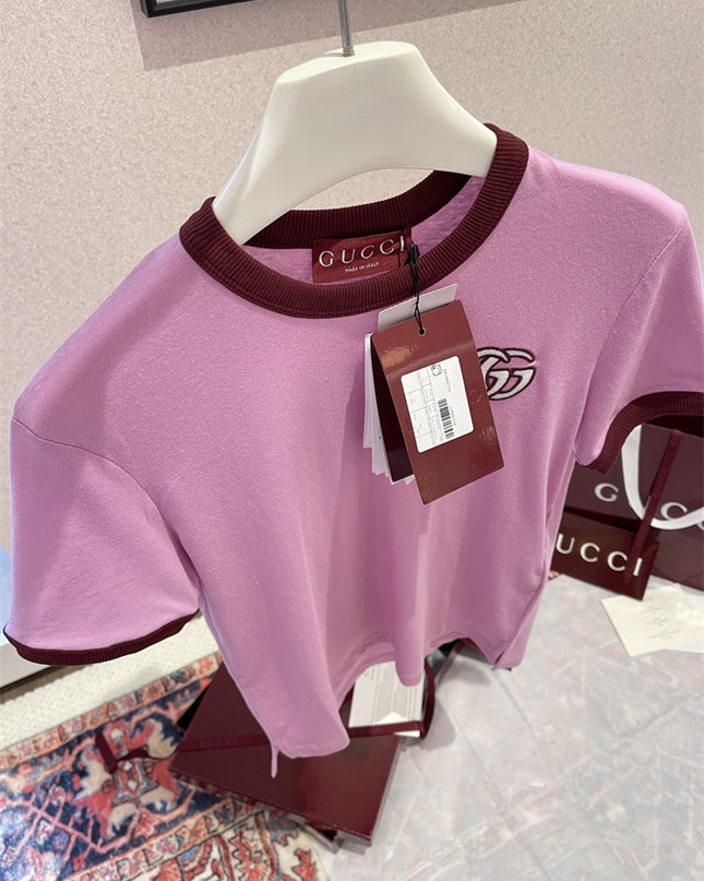 Gucci Interlocking GG Ringer T‑Shirt in Pink and Burgundy
