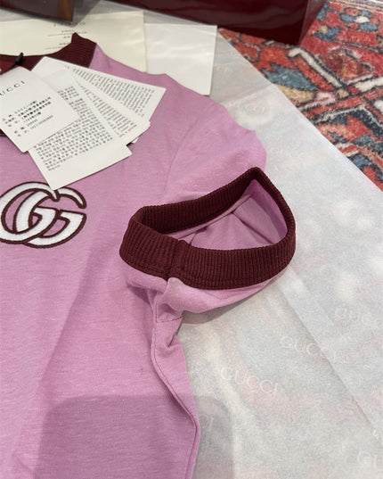 Gucci Interlocking GG Ringer T‑Shirt in Pink and Burgundy