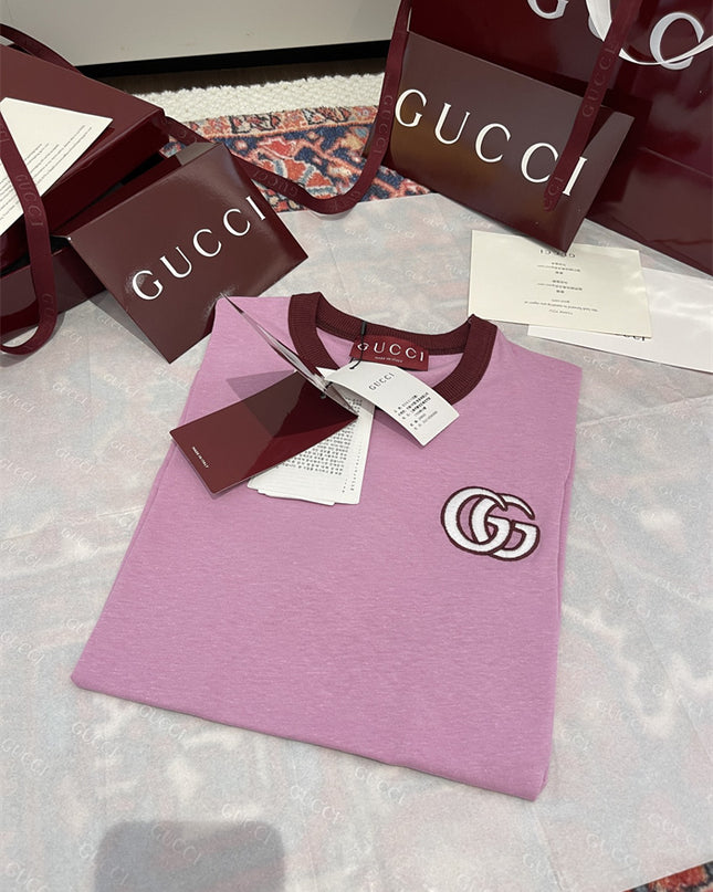 Gucci Interlocking GG Ringer T‑Shirt in Pink and Burgundy