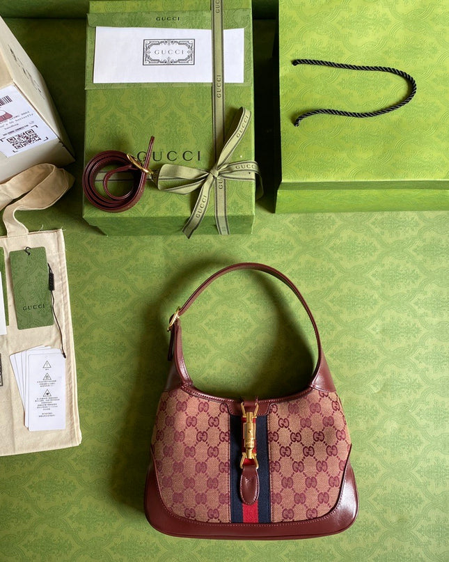 Gucci Jackie 1961 Small Burgundy Shoulder Bag 636706