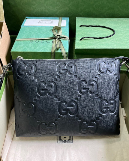 Gucci Jumbo GG Medium Messenger Bag 696009