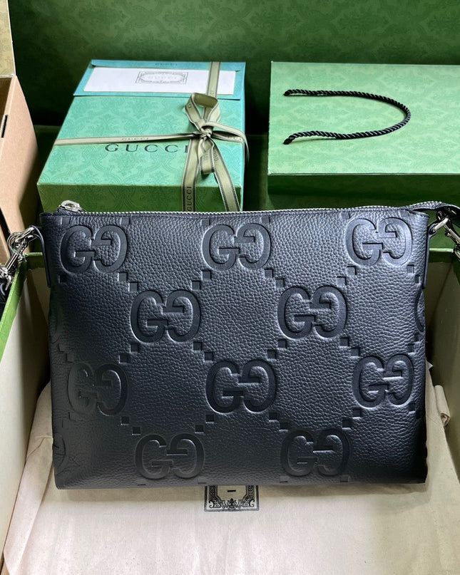 Gucci Jumbo GG Medium Messenger Bag 696009