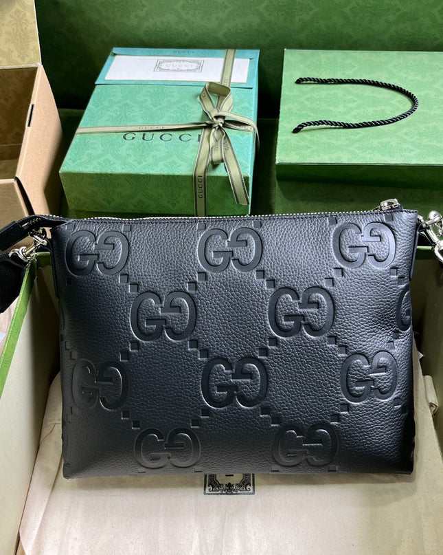Gucci Jumbo GG Medium Messenger Bag 696009