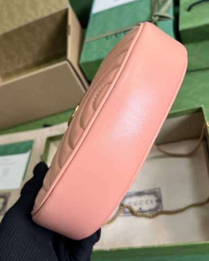 Gucci Marmont Matelassé Mini Bag ‎699514