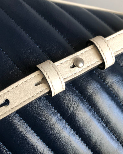 Gucci Marmont Matelassé Shoulder Bag 447632