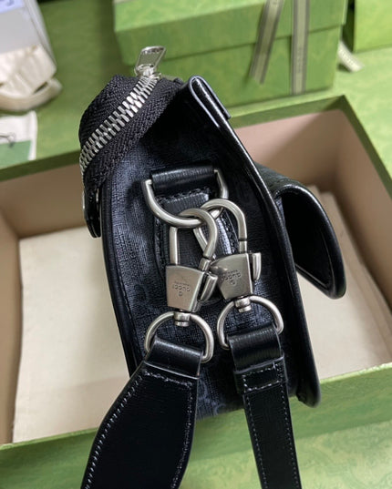 Gucci Messenger Bag With Interlocking G 674164