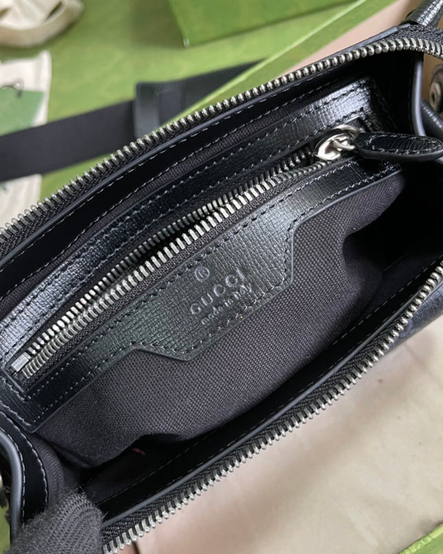 Gucci Messenger Bag With Interlocking G 674164