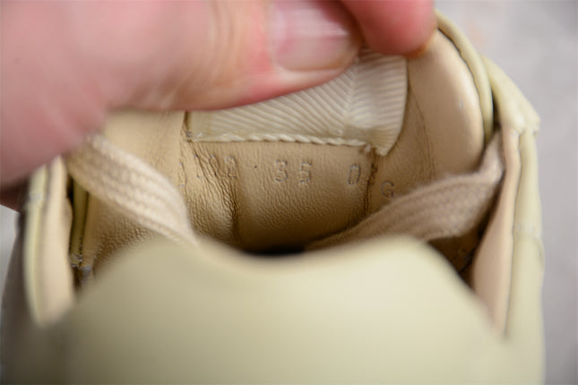 Gucci Rhyton Cream Sneaker with Blue Bunny Print