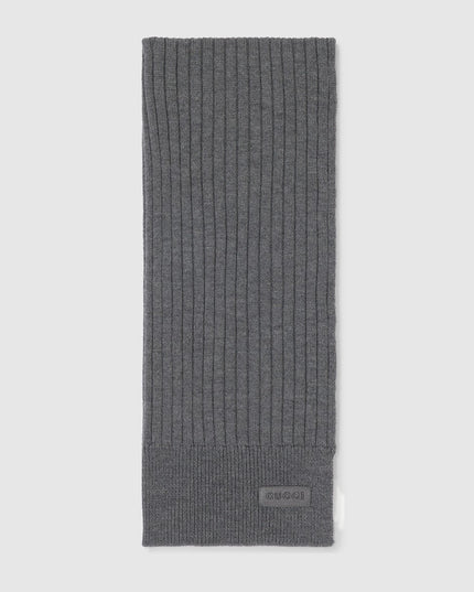 Gucci Ribbed Knit Wool Scarf with Leather Logo Tag – Grey