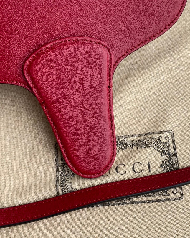 Gucci Small Messenger Bag 648934 – Red Leather