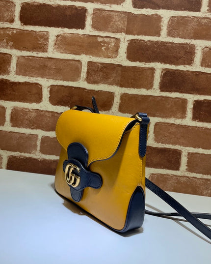 Gucci Small Messenger Bag 648934 – Smooth Leather with Double G Hardware