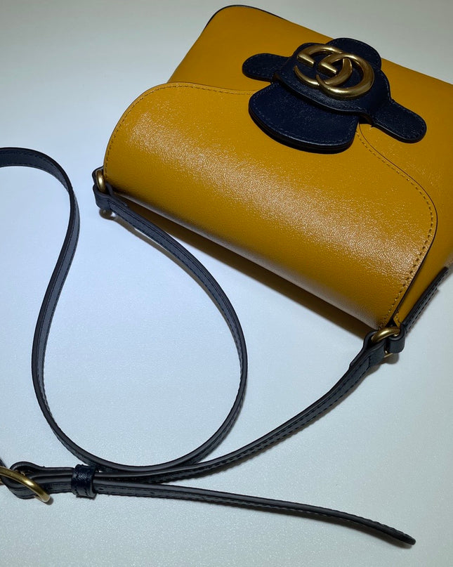 Gucci Small Messenger Bag 648934 – Smooth Leather with Double G Hardware